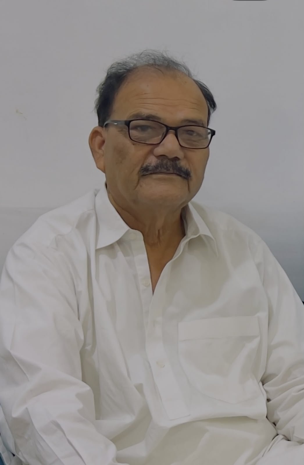 Akram khan